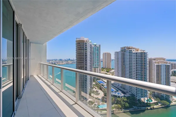 $4,800 | 475 Brickell Avenue, Unit 2607, Miami, FL 33131