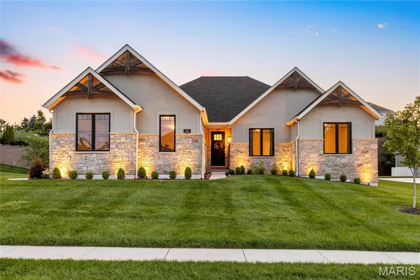 $885,000 | 213 Westleigh Court, O'Fallon, MO 63385