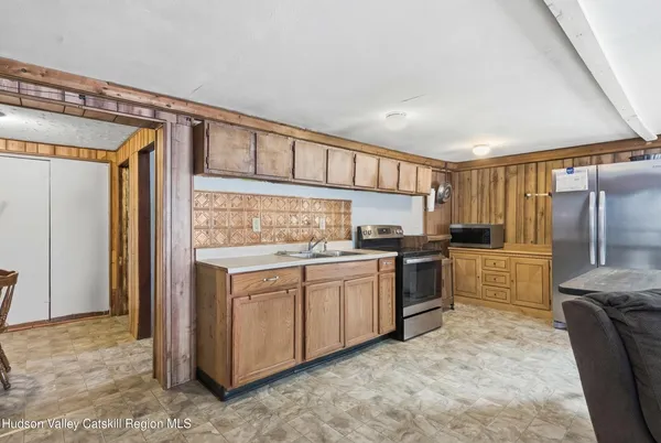 $439,000 | 5562 Highway 9G, Livingston, NY 12534