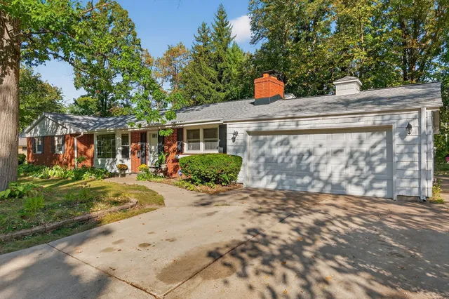 $419,900 | 4472 North 104th Street, Wauwatosa, WI 53225