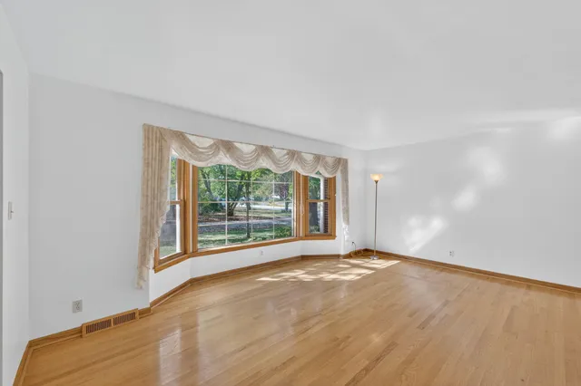 $419,900 | 4472 North 104th Street, Wauwatosa, WI 53225