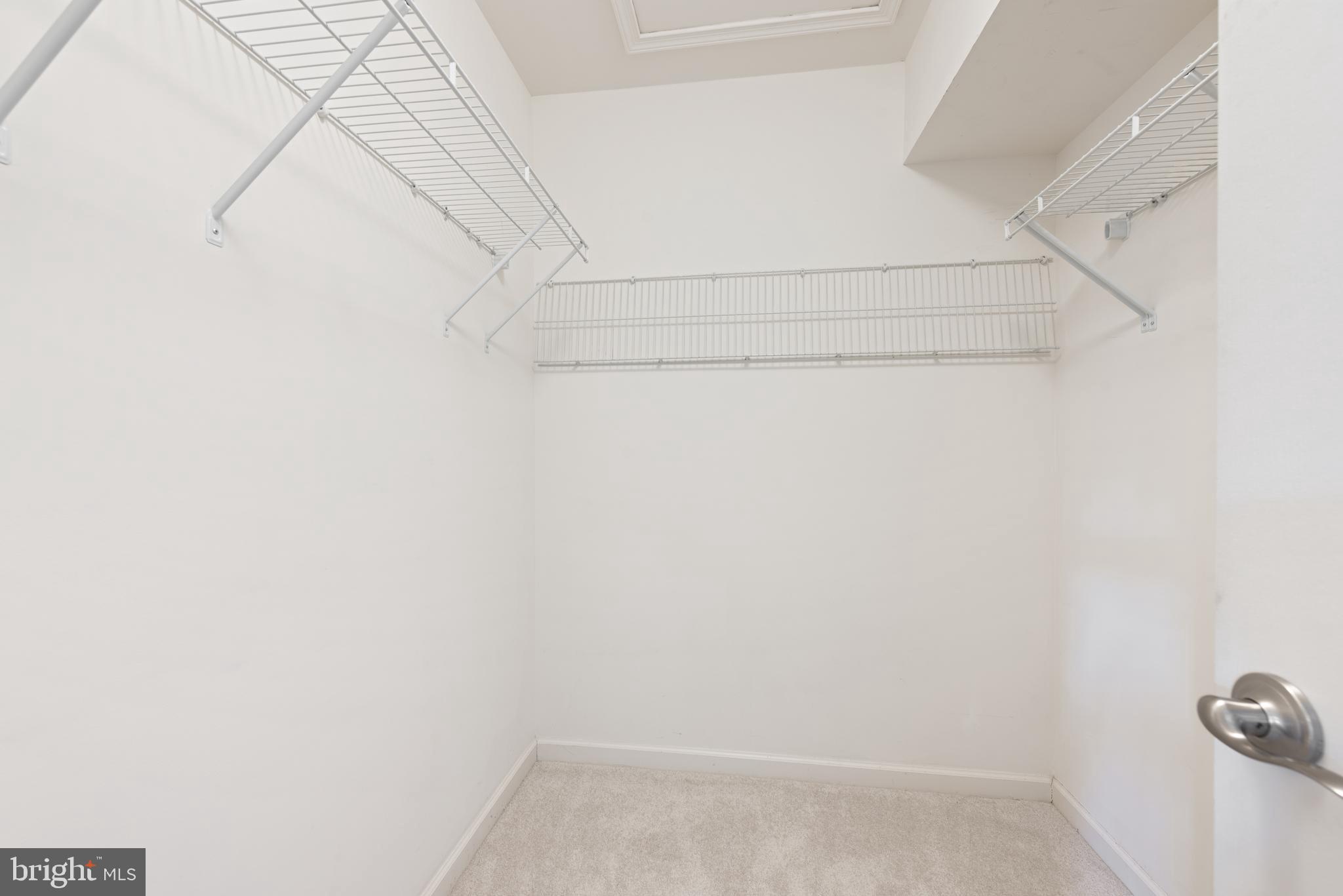 42247 Castle Ridge Square Brambleton, VA 20148 - Photo 24 of 34 Walk in closet