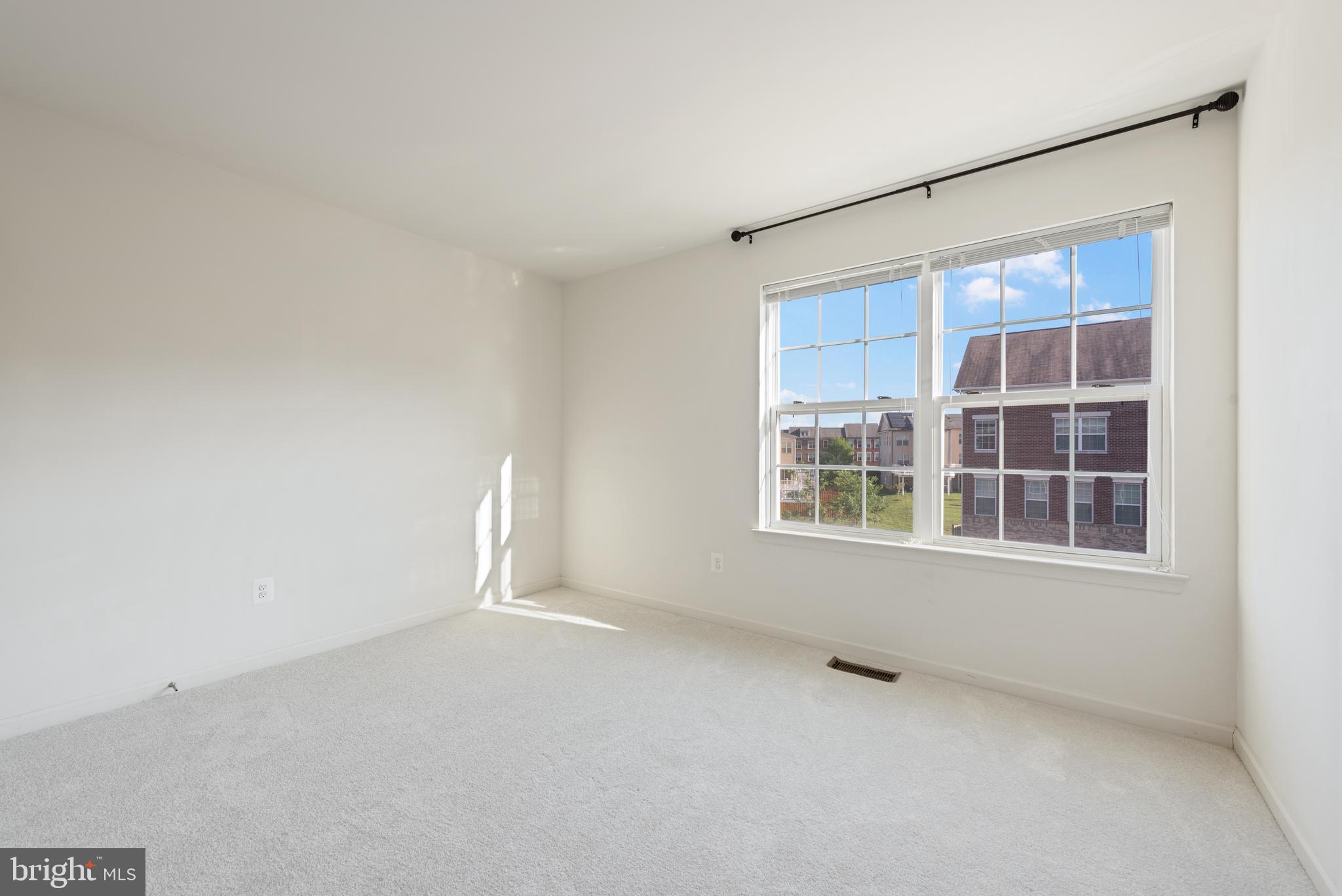 42247 Castle Ridge Square Brambleton, VA 20148 - Photo 26 of 34 Third bedroom