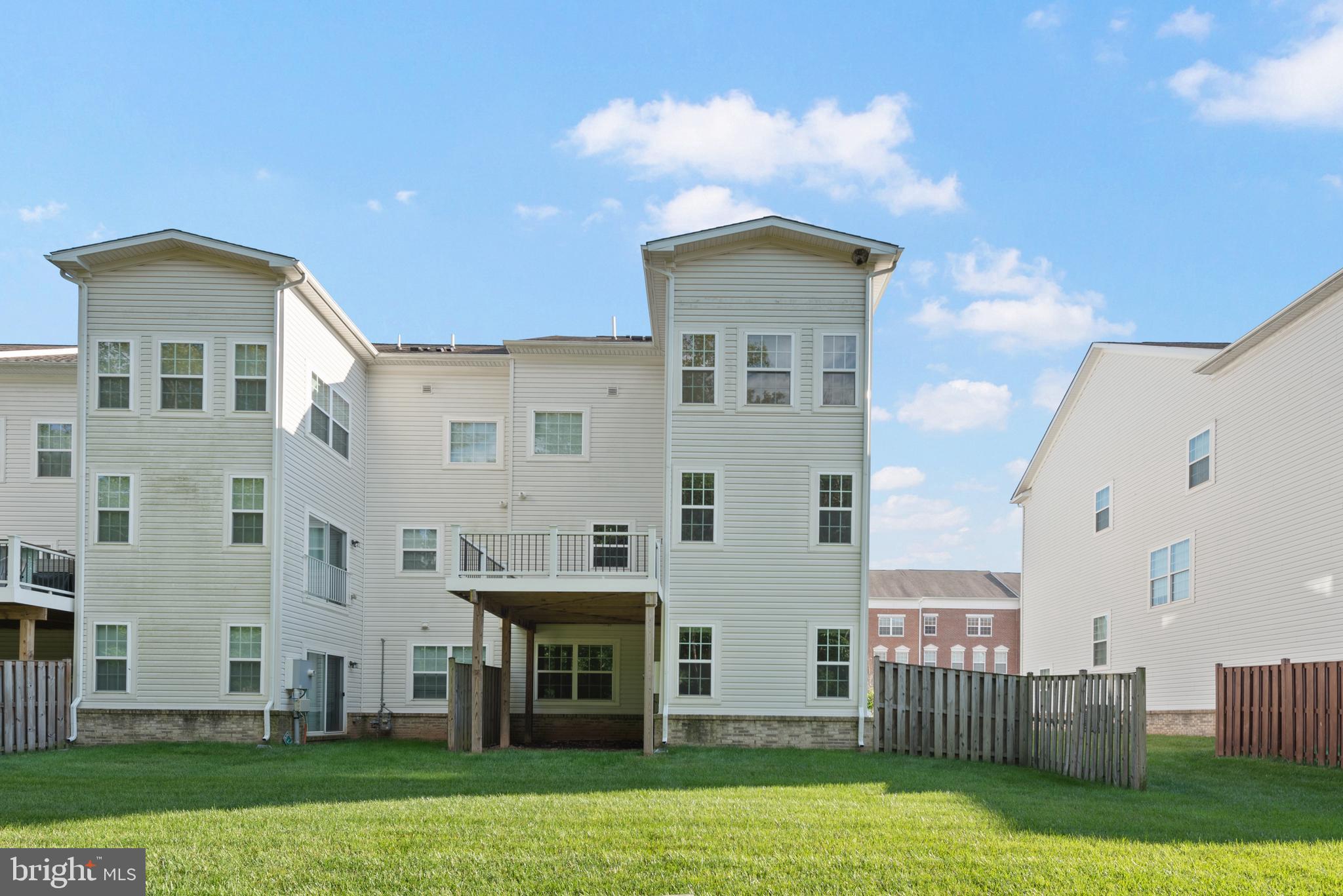 42247 Castle Ridge Square Brambleton, VA 20148 - Photo 34 of 34 Gallery Image 34