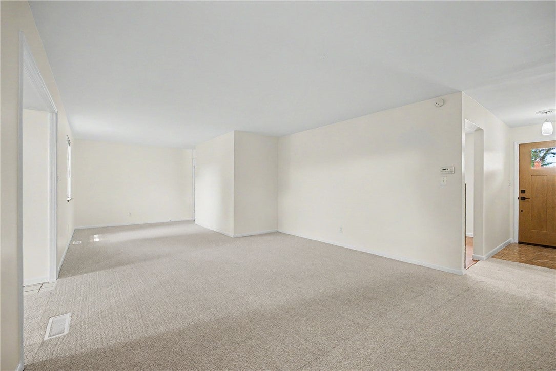 1112 Claybourne Road Kettering, OH 45429 - Photo 13 of 46 Gallery Image 13