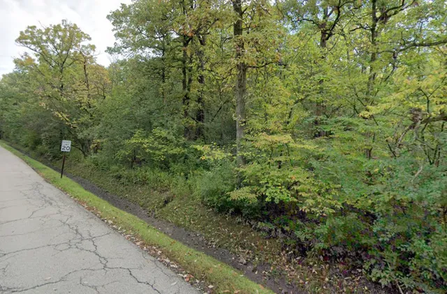 $600,000 | 0 Deerfield Road, Riverwoods, IL 60015