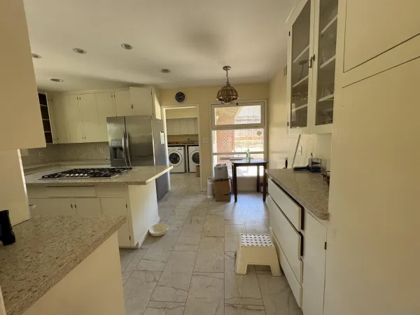 $9,000 | 3722 Del Mar Avenue, San Diego, CA 92106