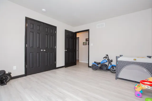 $280,000 | 302 East Tennessee Street, Evansville, IN 47711