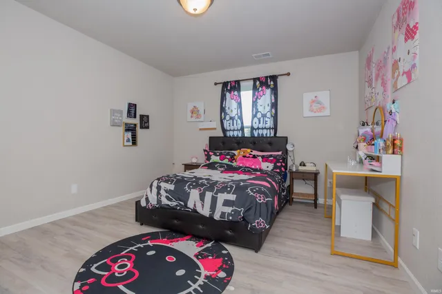 $280,000 | 302 East Tennessee Street, Evansville, IN 47711