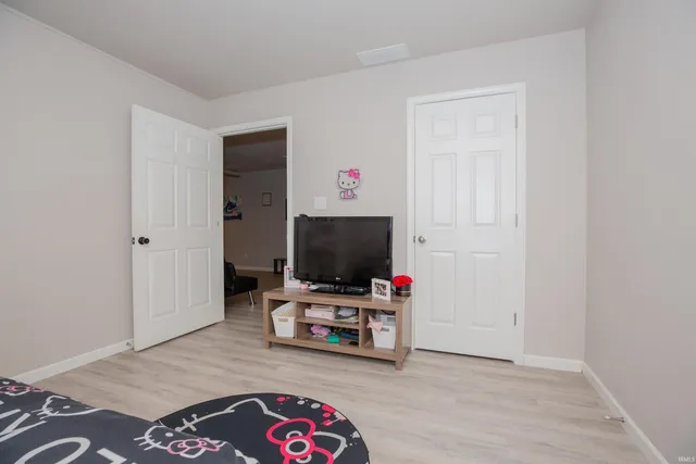 $280,000 | 302 East Tennessee Street, Evansville, IN 47711