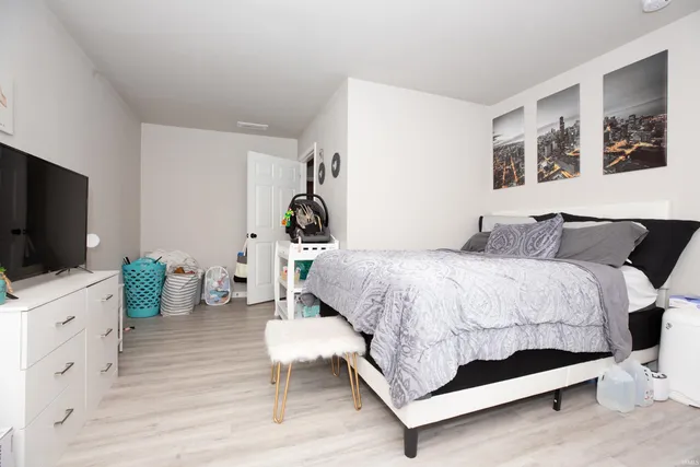 $280,000 | 302 East Tennessee Street, Evansville, IN 47711