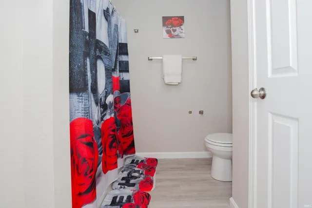 $280,000 | 302 East Tennessee Street, Evansville, IN 47711