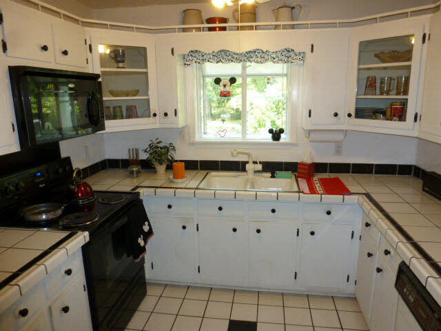 7640 Lake Road Bay Minette, AL 36507 - Photo 5 of 21 KITCHEN