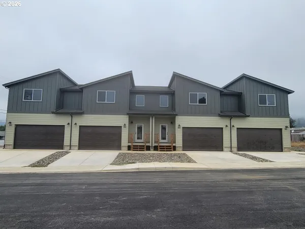 $1,350,000 | 152 Allison Avenue, Sutherlin, OR 97479