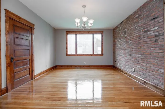 $325,000 | 307 North Logan Street, Deer Creek, IL 61733