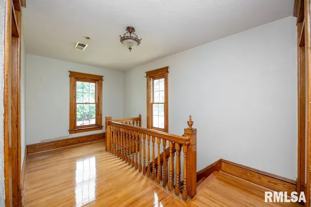 $325,000 | 307 North Logan Street, Deer Creek, IL 61733