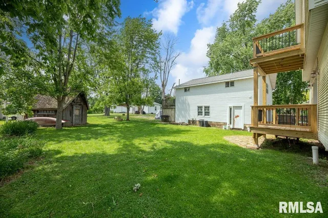 $325,000 | 307 North Logan Street, Deer Creek, IL 61733