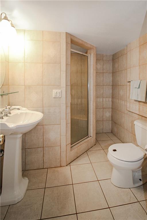 1024 Old Gate Road Pittsburgh, PA 15235 - Photo 21 of 25 Gallery Image 21
