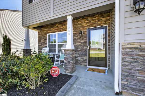 $324,900 | 208 Addlestone Circle, Fountain Inn, SC 29644