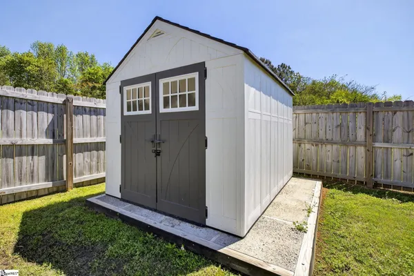 $324,900 | 208 Addlestone Circle, Fountain Inn, SC 29644