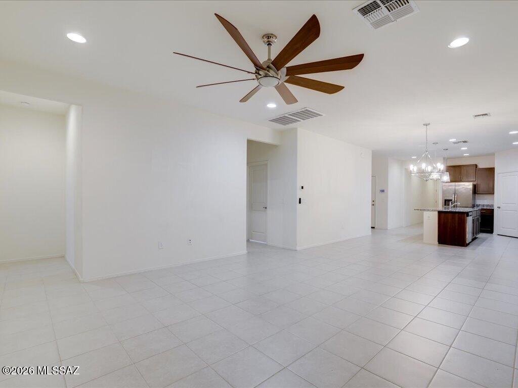 14031 East Golden Oaks Road Vail, AZ 85641 - Photo 15 of 40 24-30Interior11