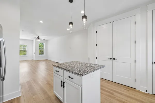 $284,900 | 41 High Street West, Unit D8, Clarksville, TN 37040