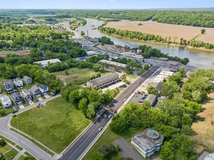 $284,900 | 41 High Street West, Unit D8, Clarksville, TN 37040