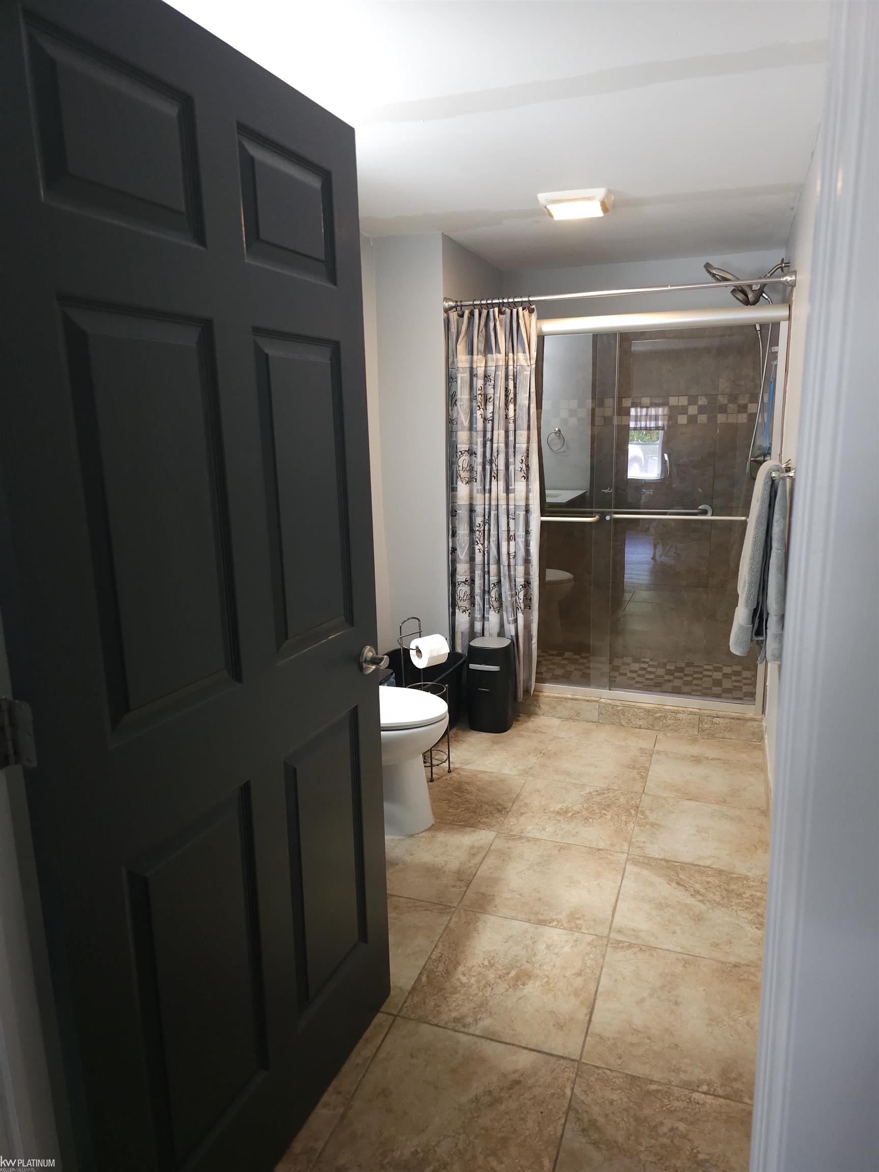 4222 Parker Road Fort Gratiot, MI 48059 - Photo 25 of 35 50143050-3f9ff1f4-a318-47d3-8ef4-7760a452d4c0.JPG