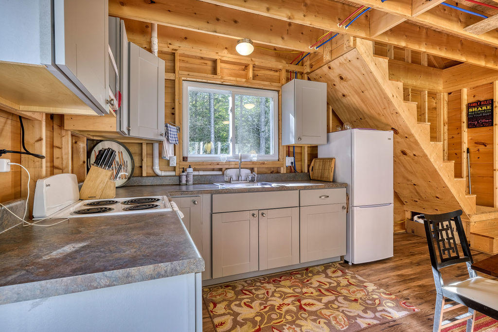32 Tennis Road Deer Isle, ME 04627 - Photo 16 of 54 32TennisRd-15