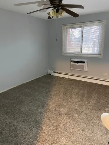 $1,700 | 8541 Lotus Avenue, Unit 711, Skokie, IL 60077