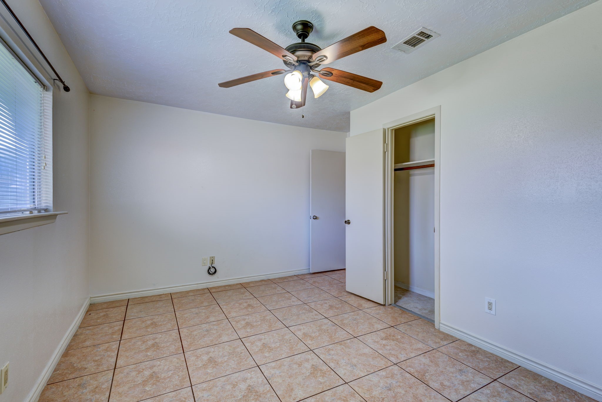 9742 Charmont Road La Porte, TX 77571 - Photo 19 of 27