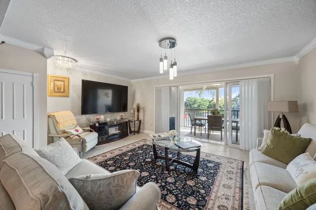 $6,500 | 210 Captains Walk, Unit 710, Delray Beach, FL 33483