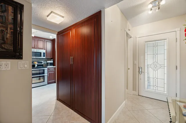 $6,500 | 210 Captains Walk, Unit 710, Delray Beach, FL 33483