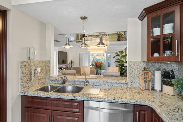 $6,500 | 210 Captains Walk, Unit 710, Delray Beach, FL 33483