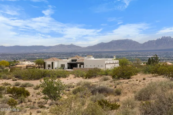 $2,500,000 | 8176 Constitution Road, Las Cruces, NM 88007