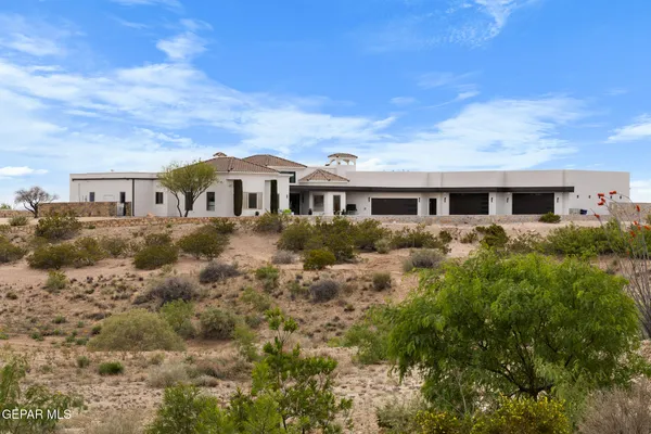 $2,500,000 | 8176 Constitution Road, Las Cruces, NM 88007