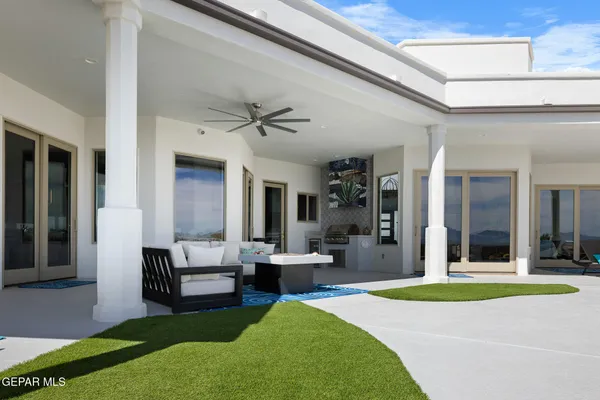 $2,500,000 | 8176 Constitution Road, Las Cruces, NM 88007