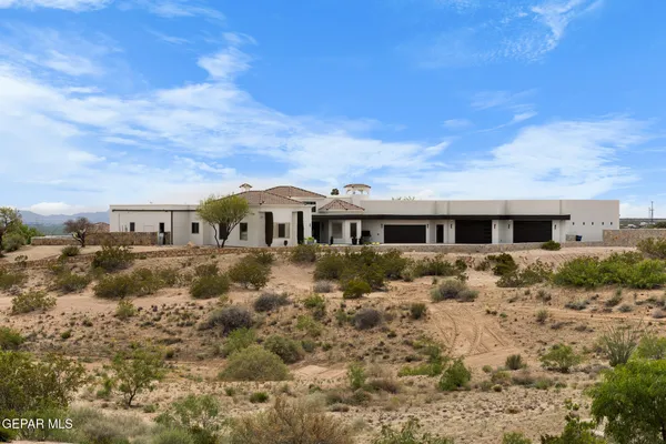 $2,500,000 | 8176 Constitution Road, Las Cruces, NM 88007