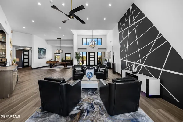 $2,500,000 | 8176 Constitution Road, Las Cruces, NM 88007
