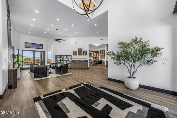 $2,500,000 | 8176 Constitution Road, Las Cruces, NM 88007