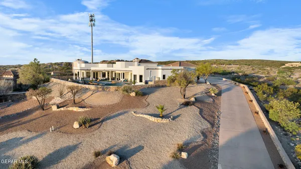 $2,500,000 | 8176 Constitution Road, Las Cruces, NM 88007