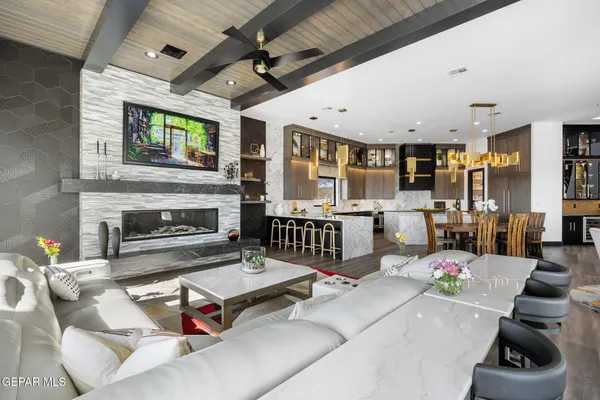 $2,500,000 | 8176 Constitution Road, Las Cruces, NM 88007