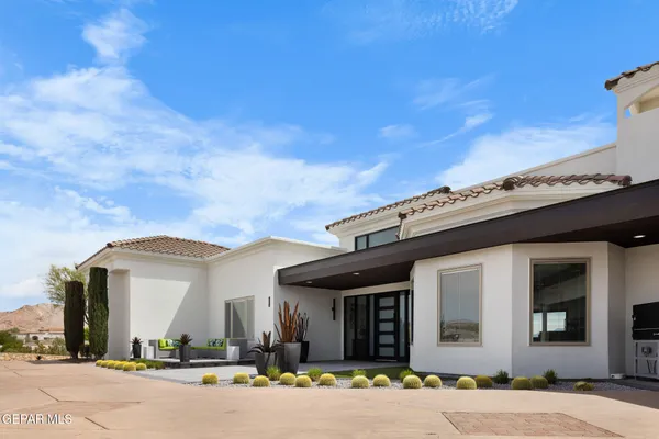 $2,500,000 | 8176 Constitution Road, Las Cruces, NM 88007