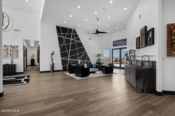 $2,500,000 | 8176 Constitution Road, Las Cruces, NM 88007