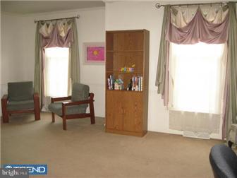 5320 Ivystream Road Hatboro, PA 19040 - Photo 6 of 12 Living Room