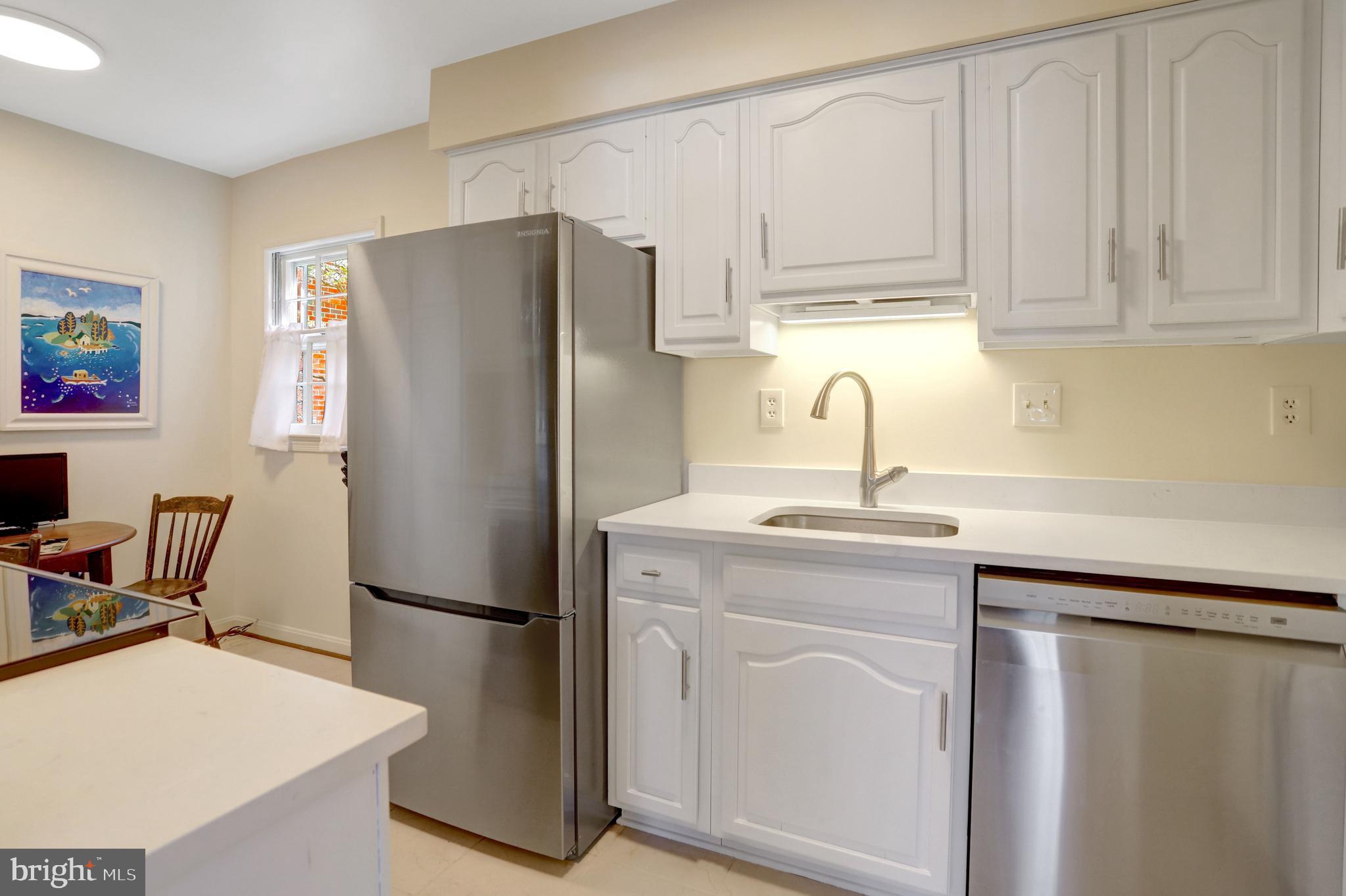 402 2nd Street Alexandria, VA 22314 - Photo 13 of 90