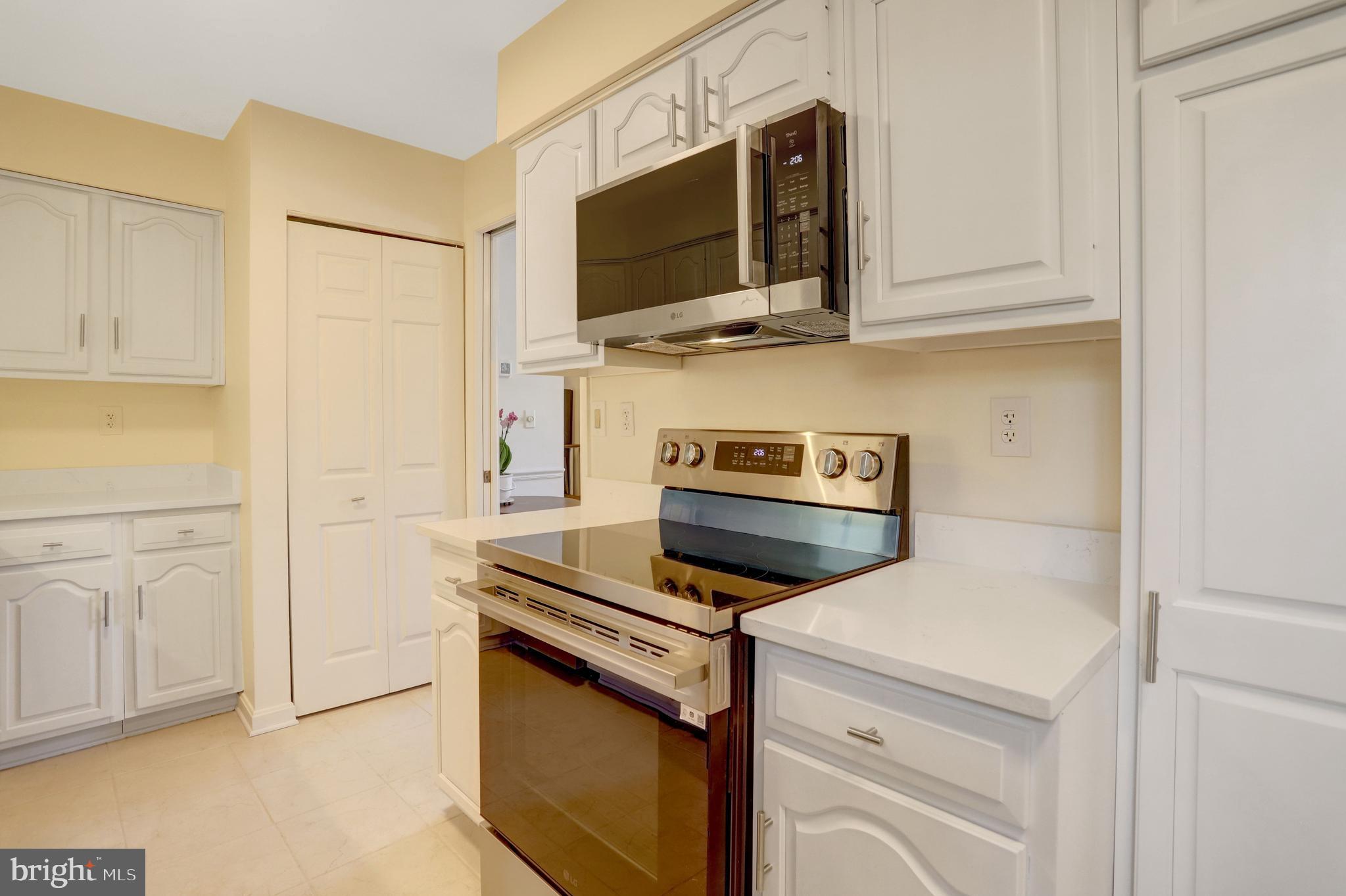 402 2nd Street Alexandria, VA 22314 - Photo 14 of 90