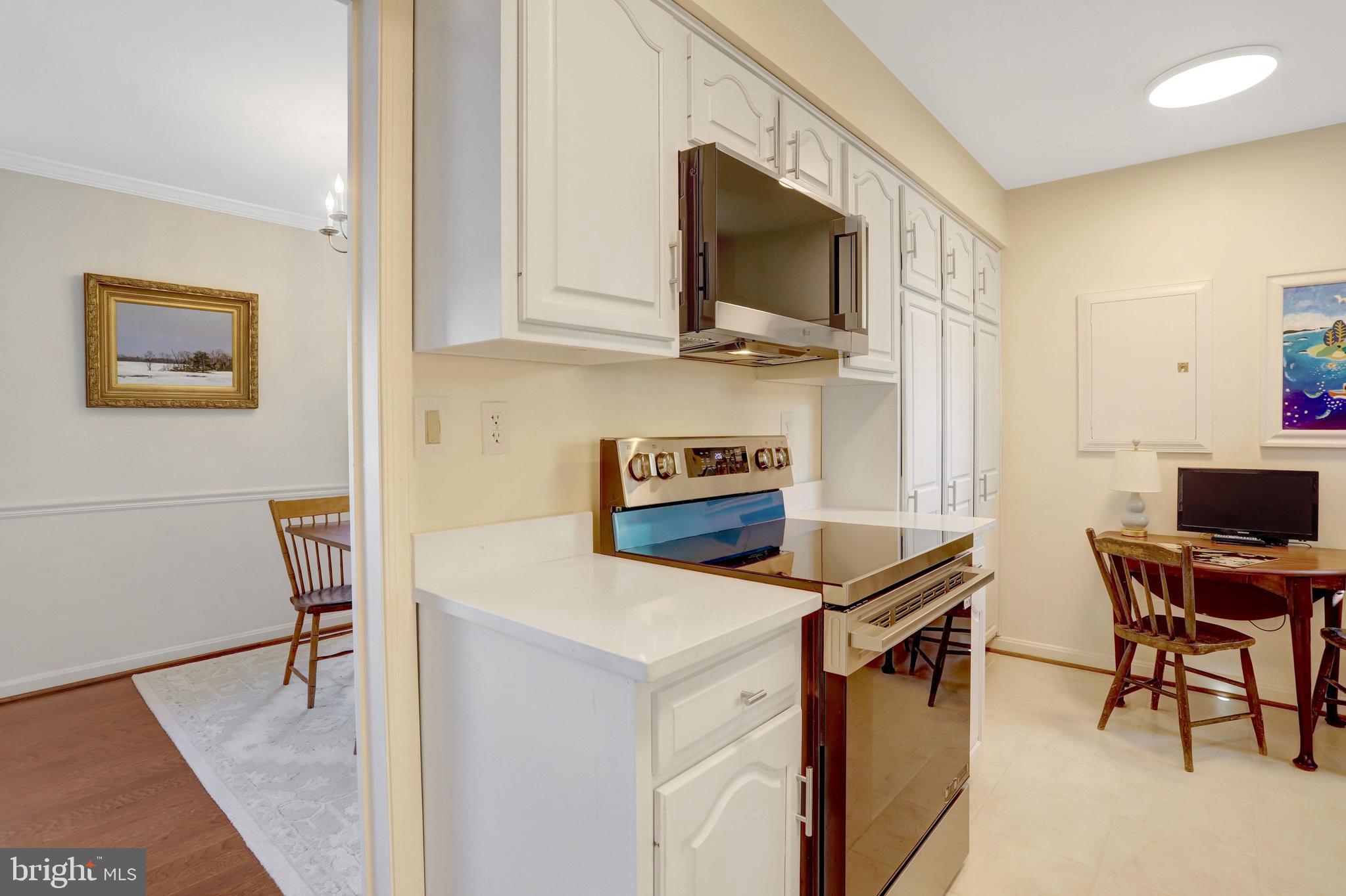 402 2nd Street Alexandria, VA 22314 - Photo 15 of 90 brand new appliances