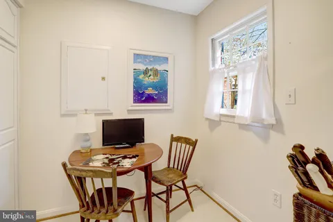 $870,000 | 402 2nd Street, Alexandria, VA 22314