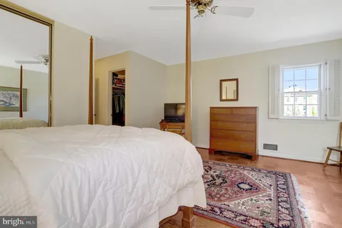 $870,000 | 402 2nd Street, Alexandria, VA 22314